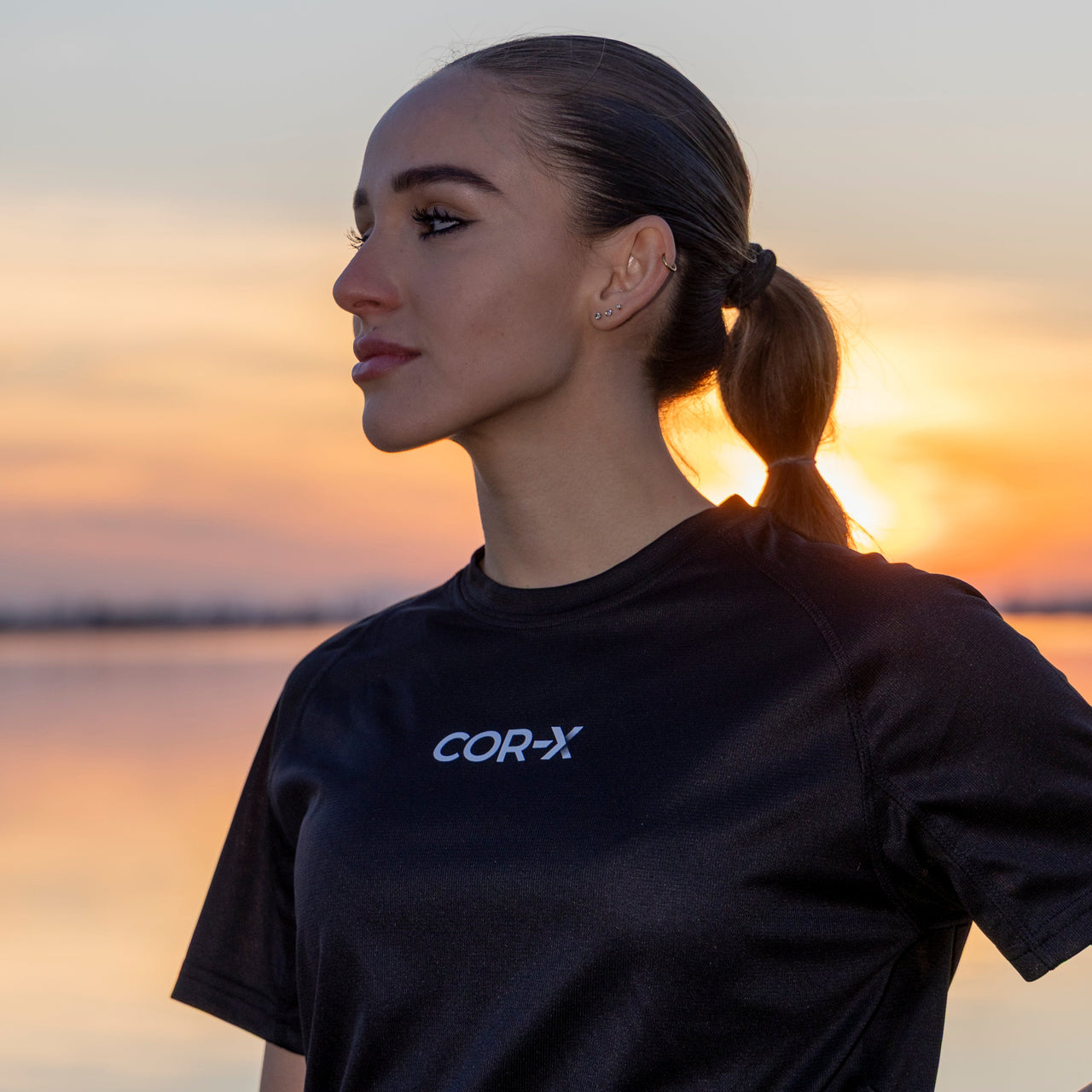 COR-X Flip the Switch funkčné športové tričko čierne unisex žena