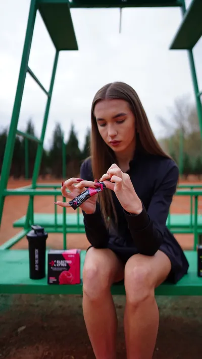 Elektrolyty vs iontové nápoje: Čo skutočne funguje pri tréningu?